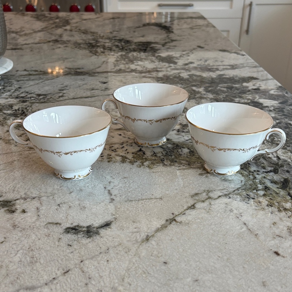 Royal Doulton White and Gold Teacups  ‘Richelieu’ tea cups - 3. Excellent cond.
